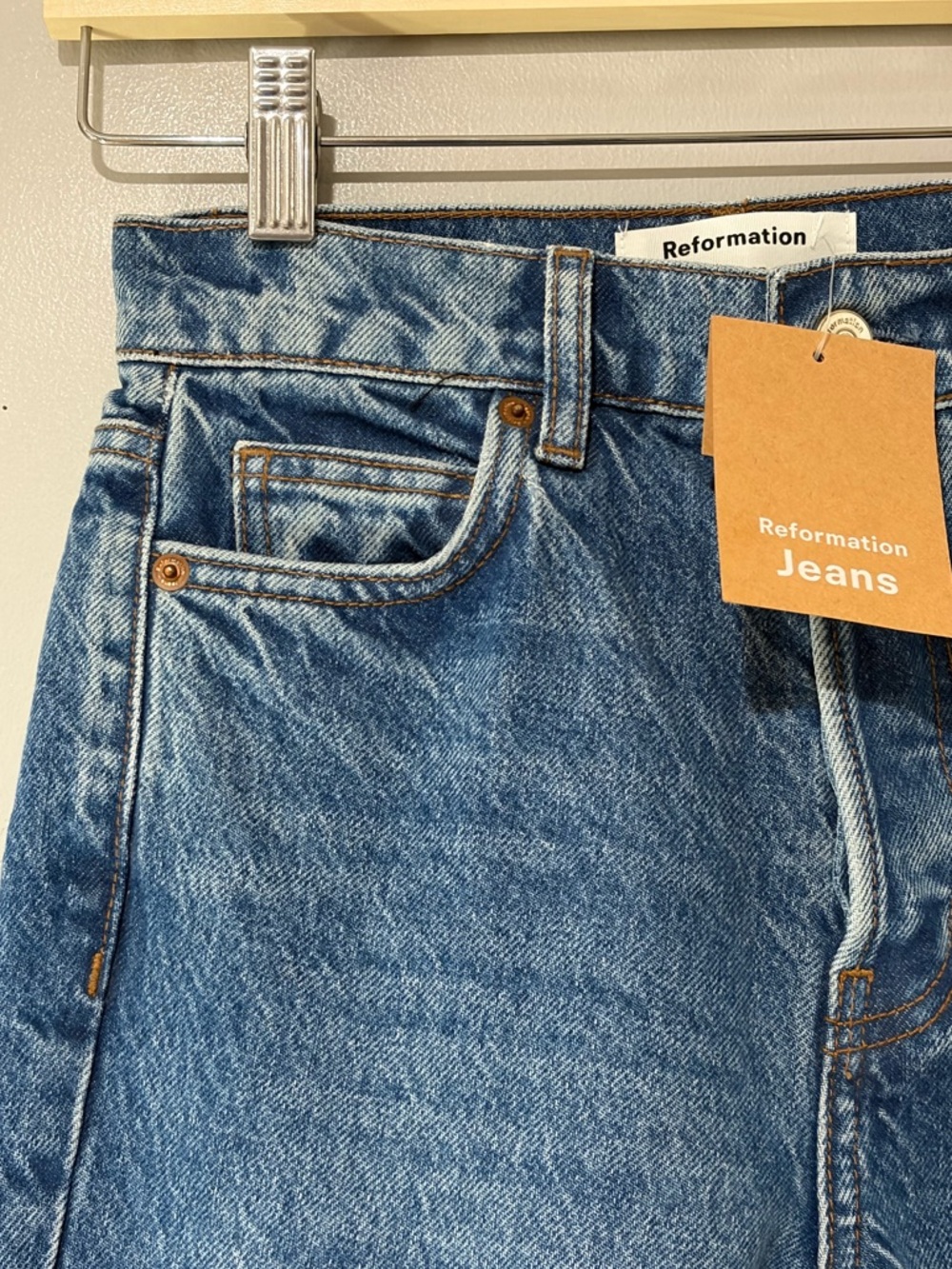 REFORMATION Cynthia High Rise Straight Jeans Size 23 NWT Colorado Blue Wash - Picture 4 of 13